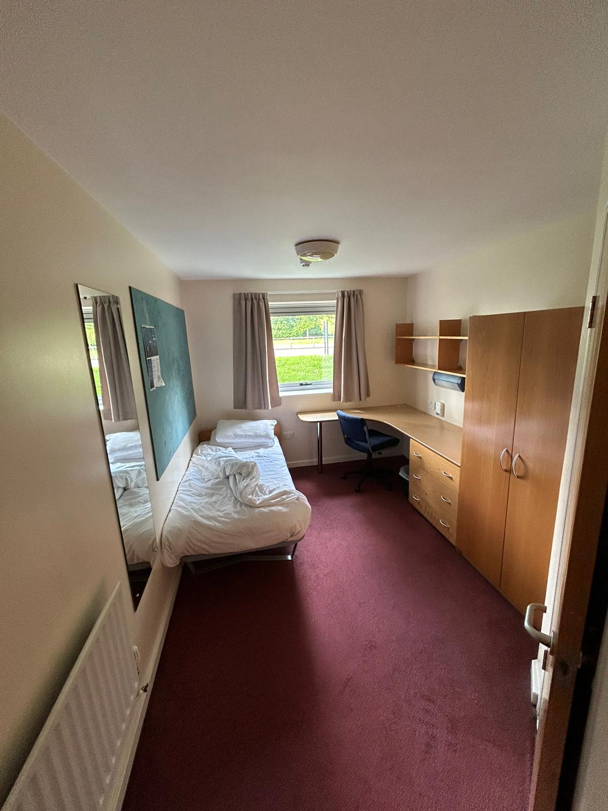 Surrey 0012